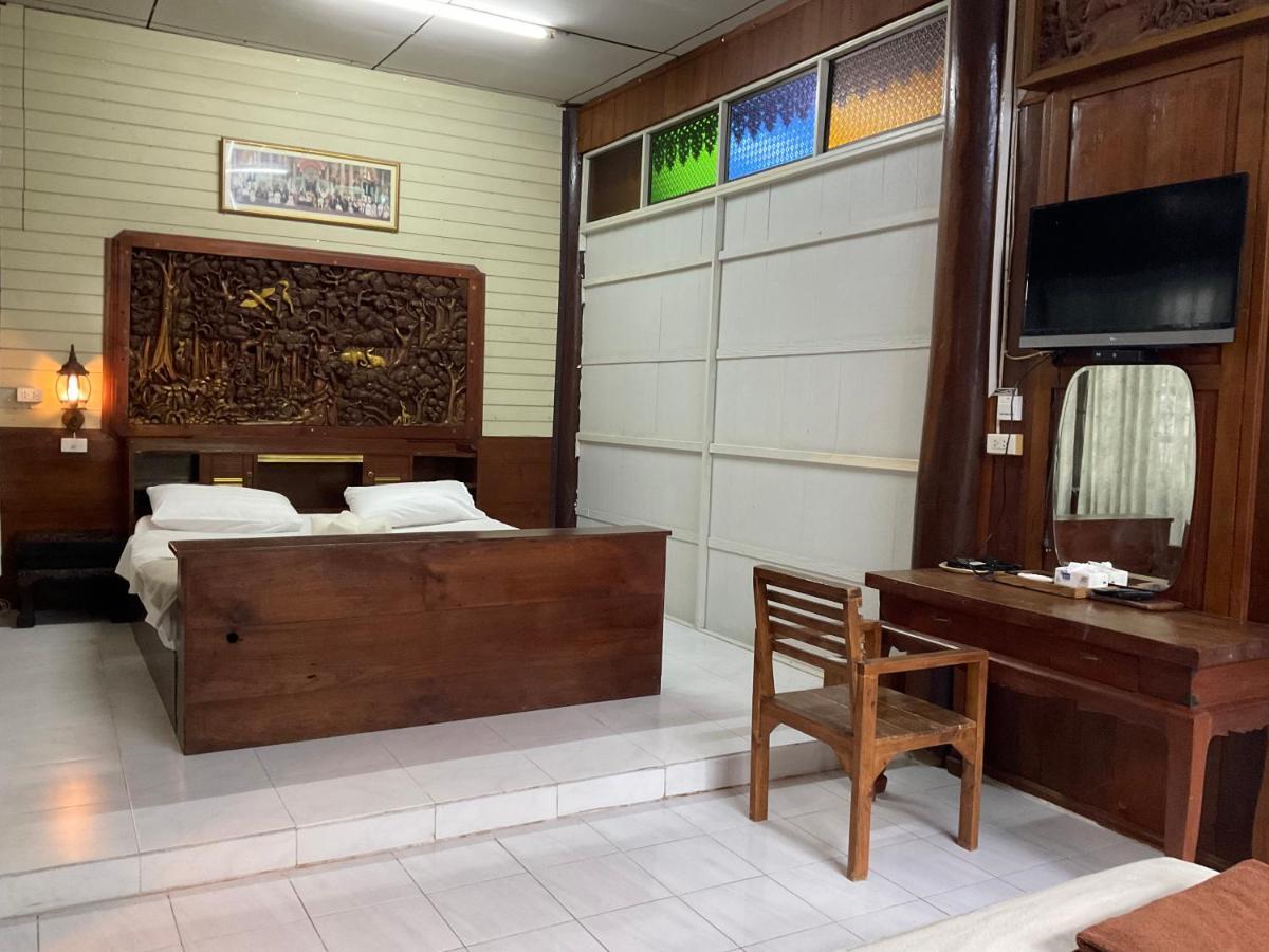Kwanlah Homestay Mae Chaem Exteriör bild