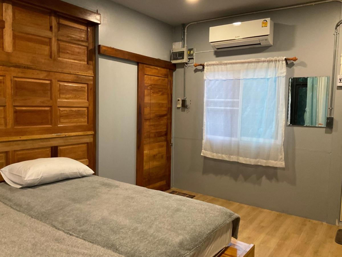Kwanlah Homestay Mae Chaem Exteriör bild